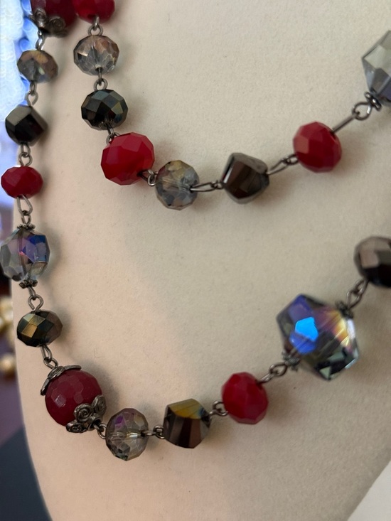 Chic AB Glass and Acrylic Beaded Necklace - Picture 8 of 9